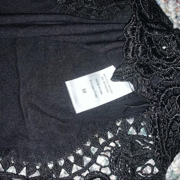 Black lace trim tee - Picture 3 of 3